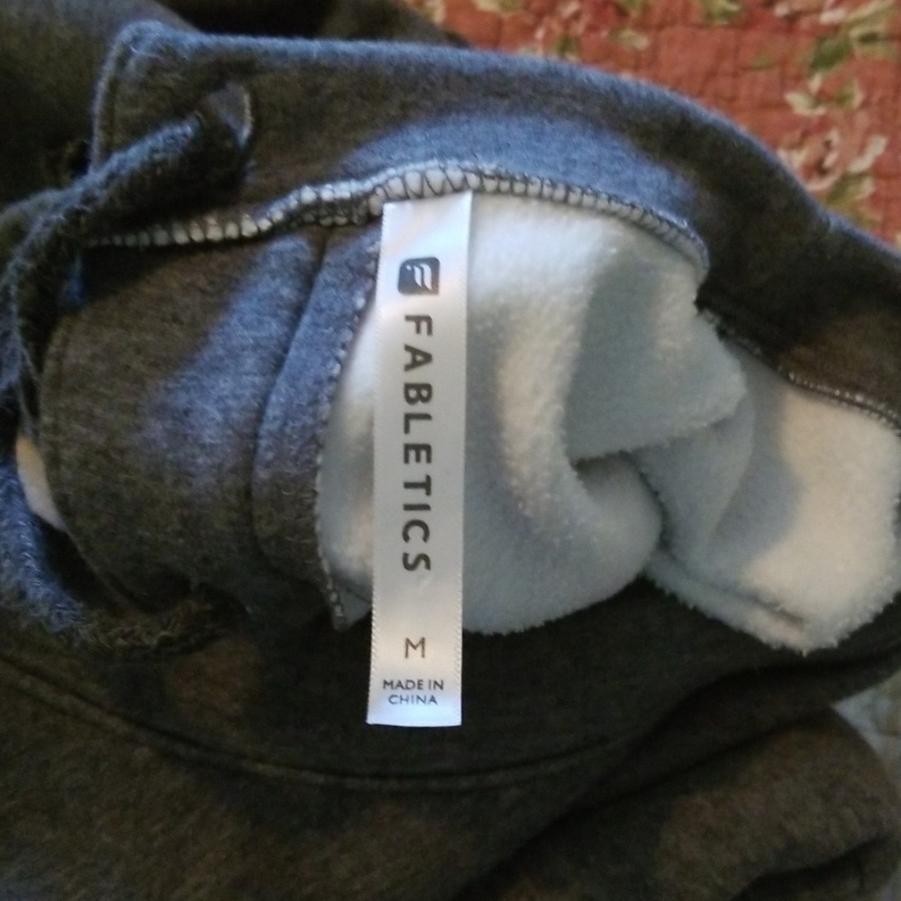 Sweatshirt - Picture 4 of 4